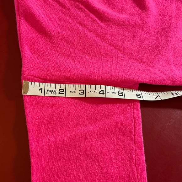Lilly Pulitzer Sweater S/M Neon Pink 100% Cashmere Oversized Cozy V Neck Womens - Picture 8 of 16